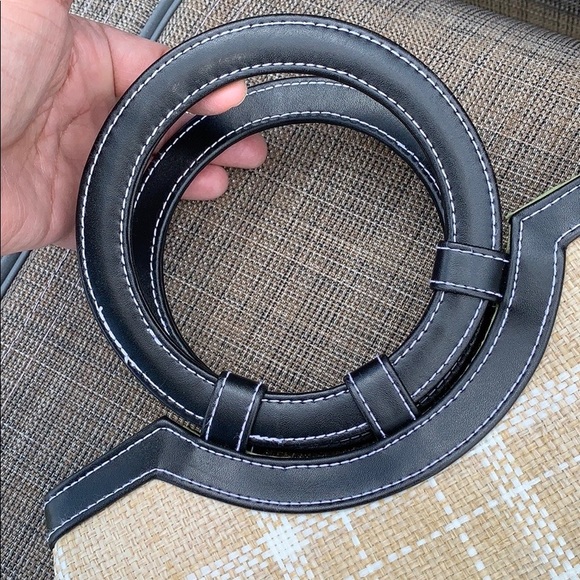 Victoria’s Secret Mini Straw Bag - Picture 2 of 7